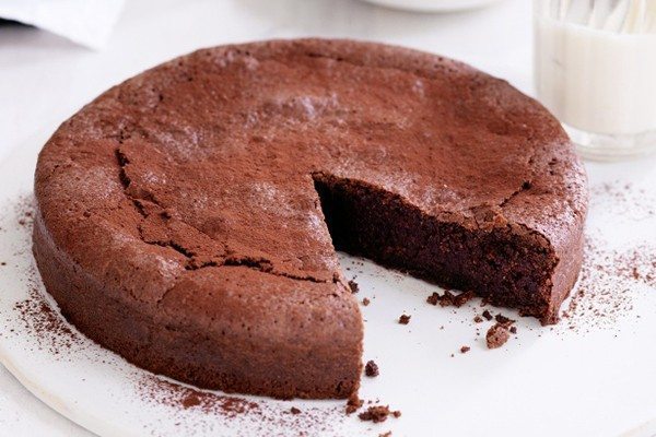 Flourless Chocolate Cake with CBD oil